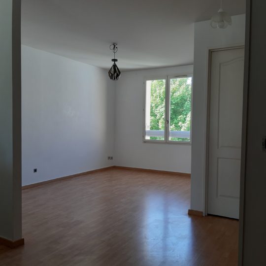 http://www.articris.fr/wp-content/uploads/2019/05/12-540x540.jpg