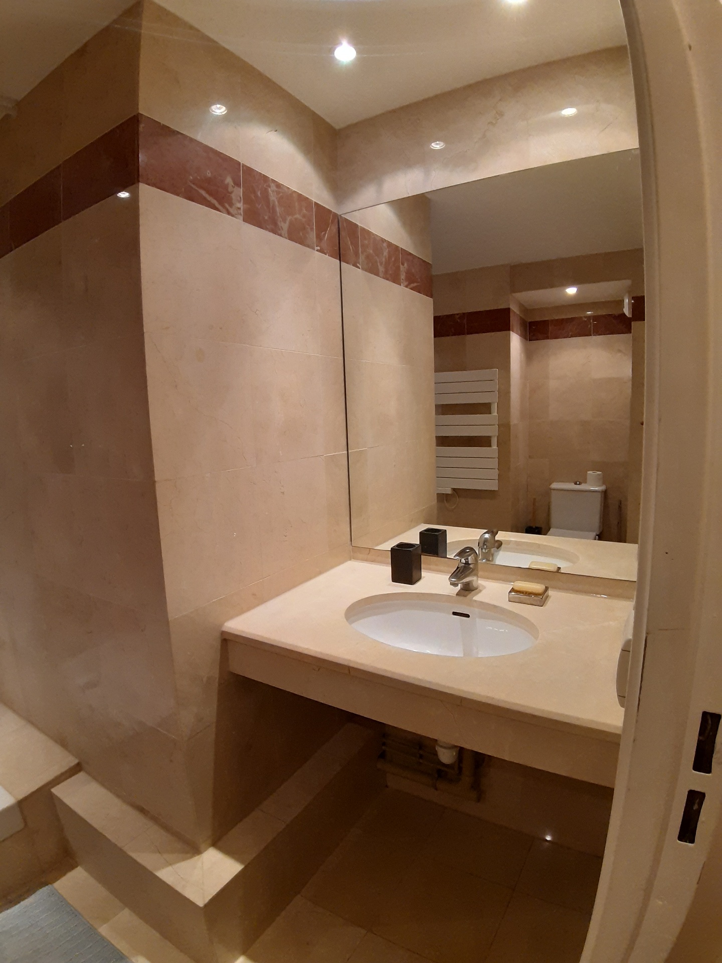 http://www.articris.fr/wp-content/uploads/2019/12/4-1.jpg