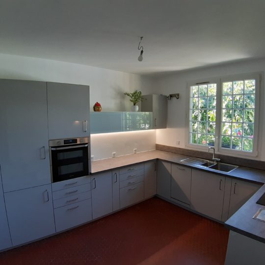 http://www.articris.fr/wp-content/uploads/2020/07/5-540x540.jpg