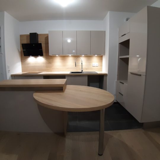 http://www.articris.fr/wp-content/uploads/2020/11/2-540x540.jpg